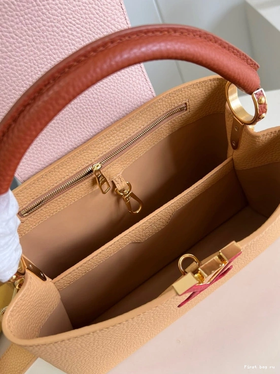 First bag ru LOUIS CAPUCINES VUITTON MM 0803